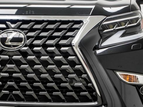 Used 2023 Lexus GX 460 Premium w/ Premium Package AWD/4WD image 10