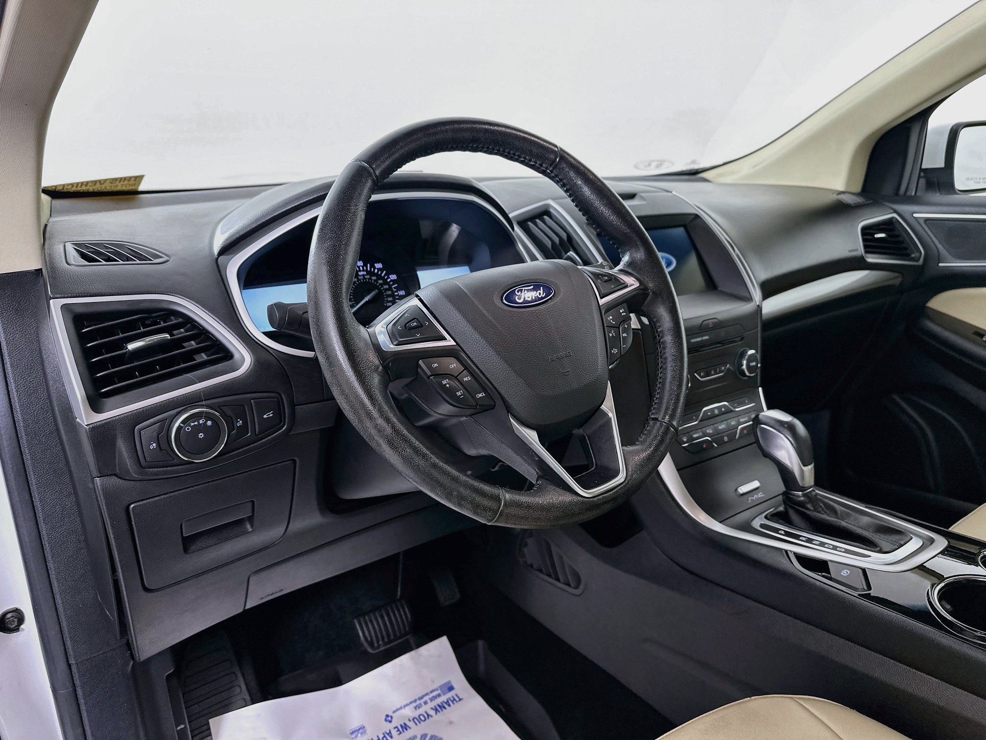 Used 2017 Ford Edge SEL w/ Equipment Group 201A AWD/4WD image 9