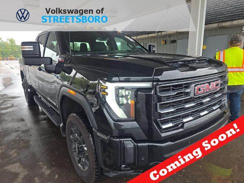 Used 2024 GMC Sierra 2500 AT4 w/ AT4 Premium Plus Package AWD/4WD image 1