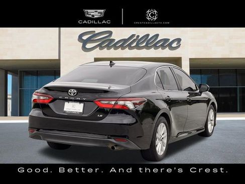 Used 2021 Toyota Camry LE FWD image 3