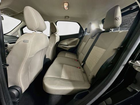 Used 2021 Ford EcoSport S FWD image 26