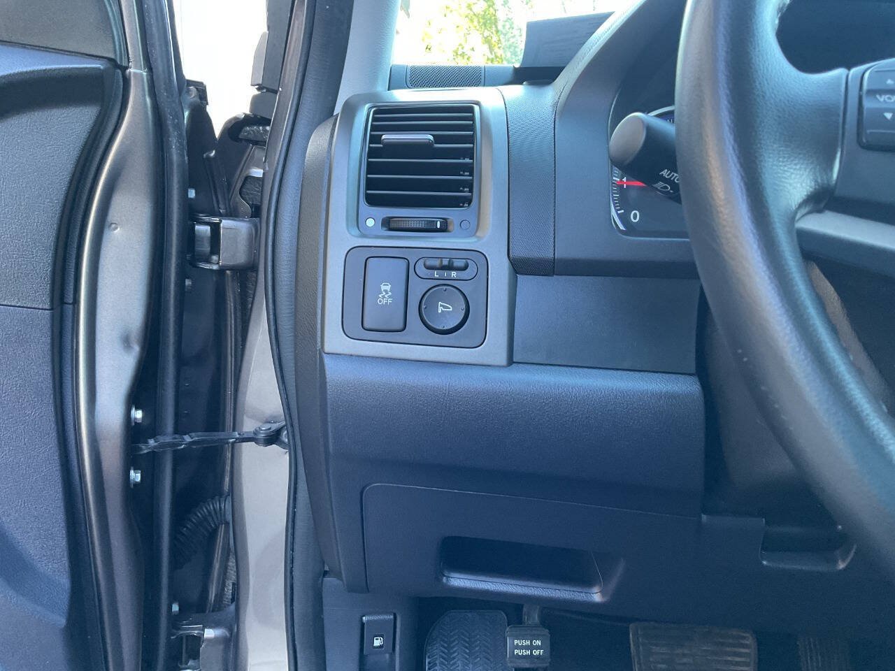 Used 2010 Honda CR-V EX-L image 15
