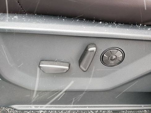 New 2025 Ford Expedition Max Platinum w/ Platinum Ultimate Package image 18