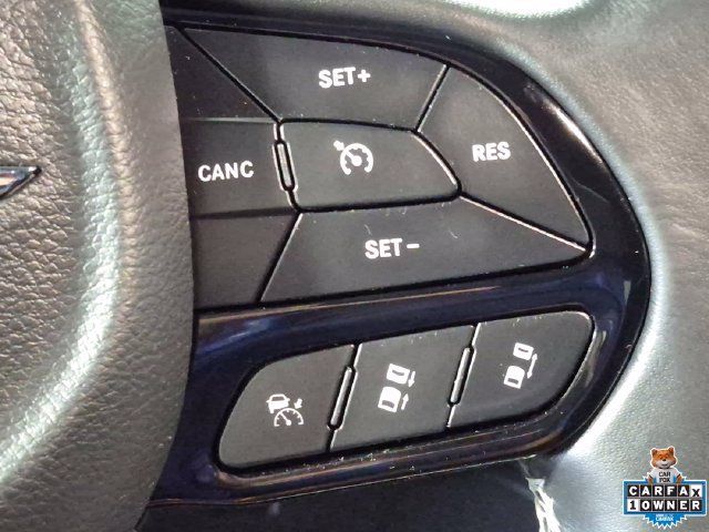 Used 2021 Chrysler Pacifica Touring w/ S Appearance Package FWD image 13