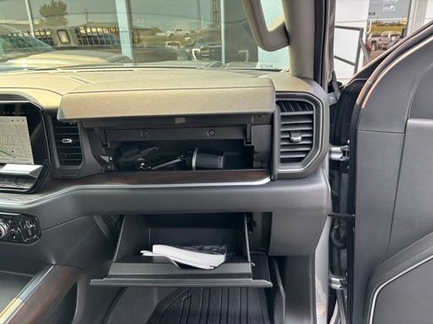 Used 2026 GMC Sierra 3500 SLT w/ SLT Premium Package AWD/4WD image 16