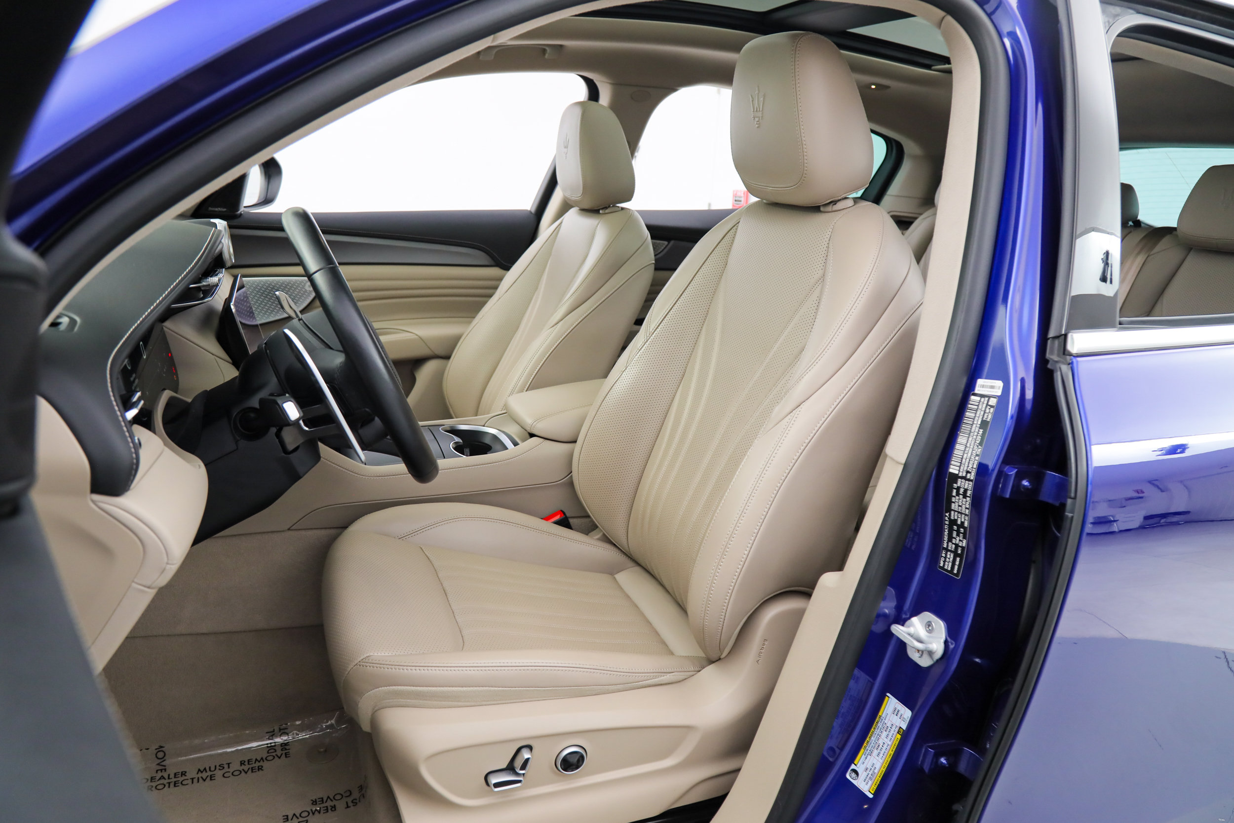 Certified 2023 Maserati Grecale GT AWD/4WD image 16