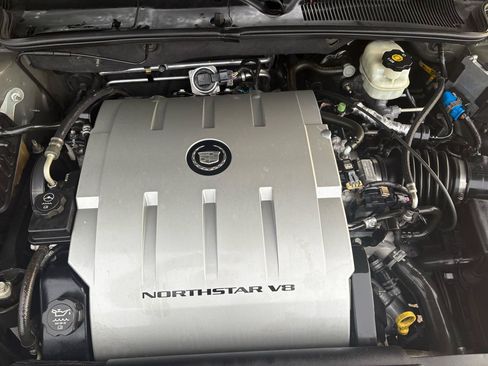 Used 2006 Cadillac DTS FWD image 47