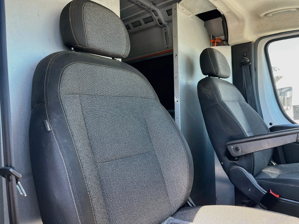 Used 2025 RAM ProMaster 2500 w/ Convenience Group FWD image 26
