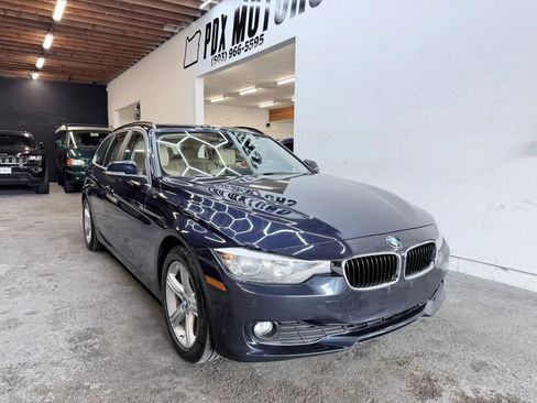 Used 2015 BMW 328d xDrive 328d xDrive Sport Wagon 4D image 2