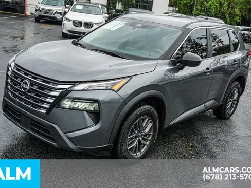 Used 2024 Nissan Rogue S FWD image 15