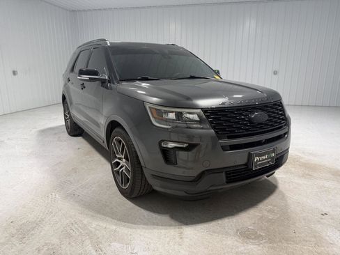 Used 2018 Ford Explorer Sport w/ Equipment Group 401A image 8