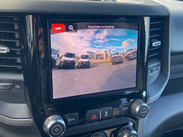 New 2026 RAM 5500 Tradesman w/ Chrome Appearance Group AWD/4WD image 3
