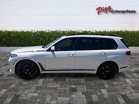 Used 2020 BMW X7 M50i w/ Executive Package AWD/4WD image 4