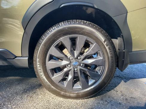 Certified 2023 Subaru Outback Onyx Edition AWD/4WD image 36