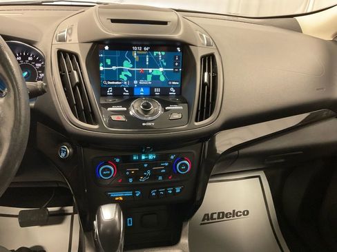 Used 2018 Ford Escape Titanium w/ Ford Safe & Smart Package image 24