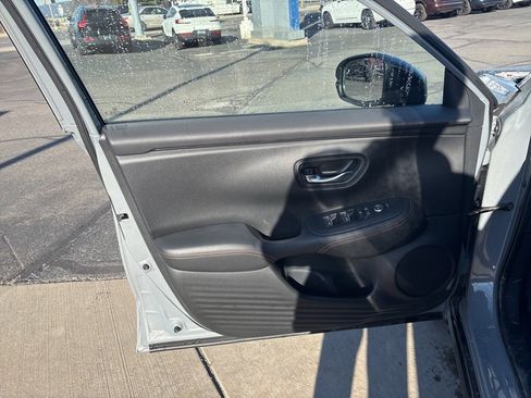 Used 2024 Honda HR-V Sport image 14