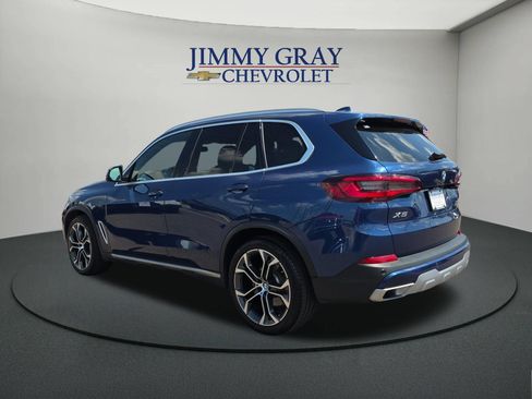 Used 2020 BMW X5 xDrive40i w/ Convenience Package AWD/4WD image 3