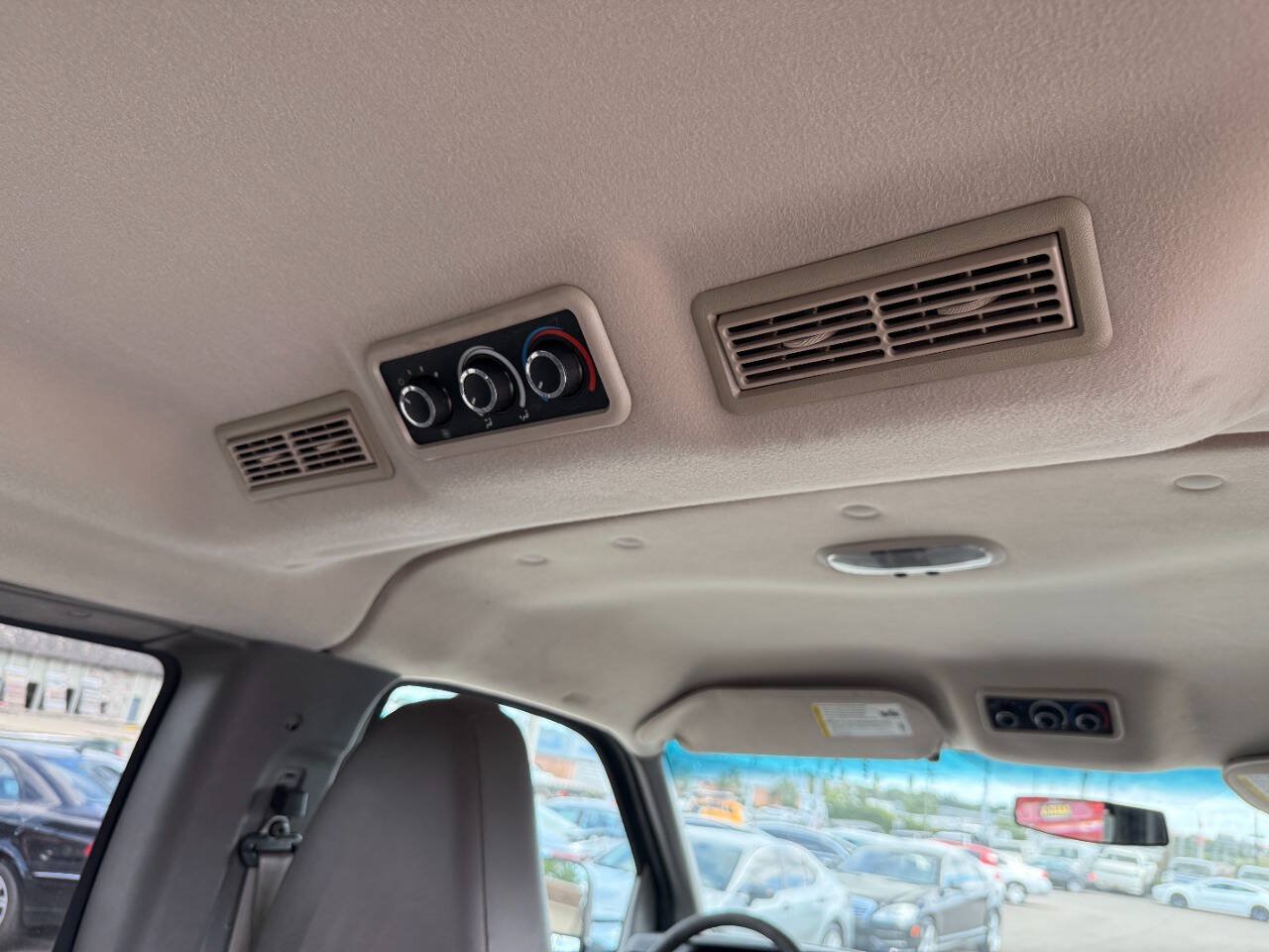 Used 2010 GMC Savana 1500 LS RWD image 41