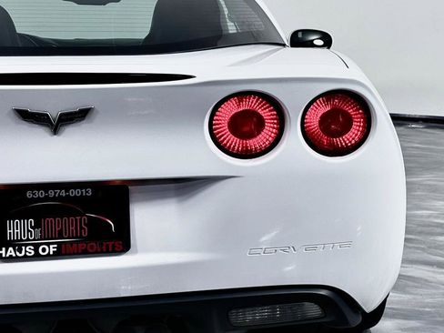 Used 2006 Chevrolet Corvette Coupe w/ Preferred Equipment Group image 14