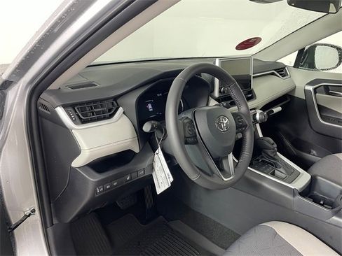 New 2025 Toyota RAV4 XLE w/ Convenience Package image 2