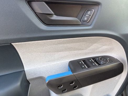 New 2026 Ford Maverick XLT w/ XLT Luxury Package FWD image 10