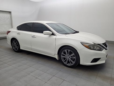 Used 2018 Nissan Altima 2.5 SR w/ SR Special Edition image 11