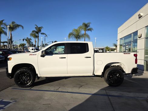 Used 2021 Chevrolet Silverado 1500 Custom Trail Boss image 2