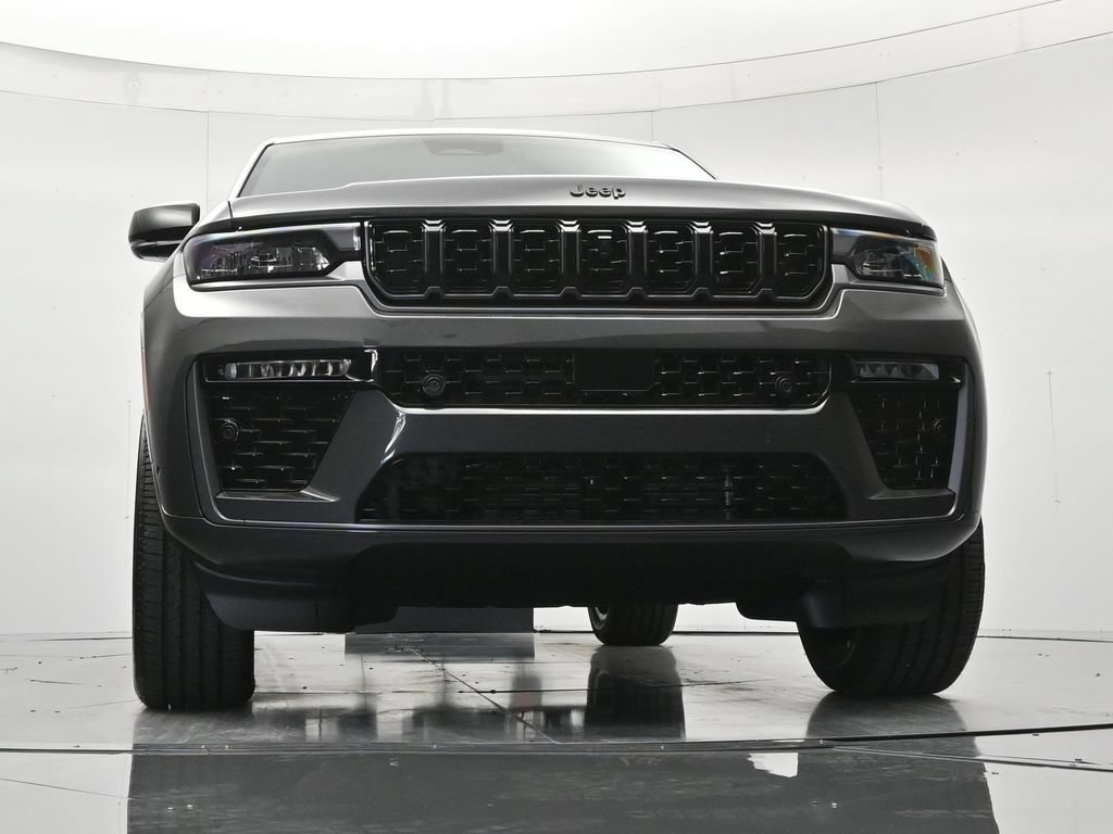 New 2026 Jeep Grand Cherokee Limited AWD/4WD image 38