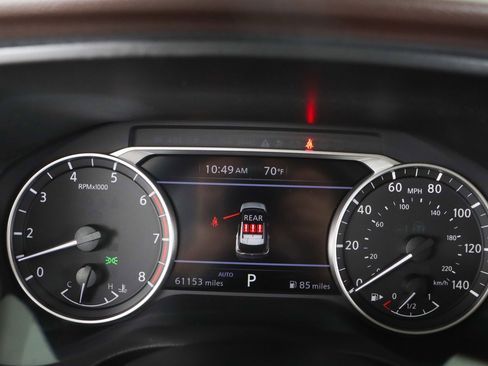 Used 2023 Nissan Rogue SV image 15