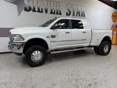 Used 2017 RAM 3500 Laramie Longhorn AWD/4WD image 4