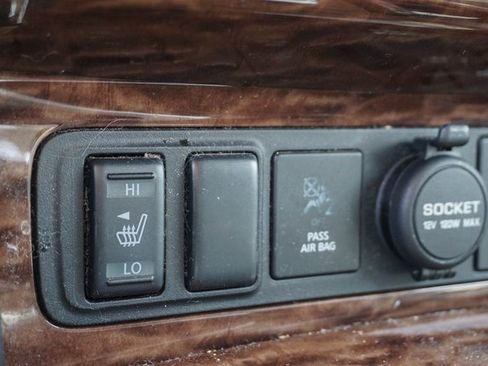 Used 2018 Nissan Armada SL w/ Premium Package image 11