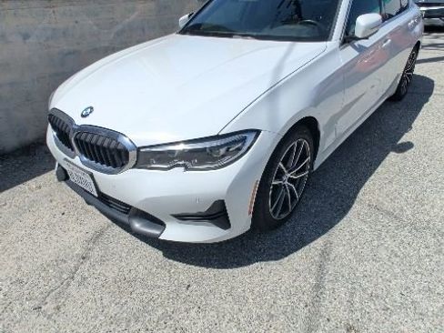 Used 2019 BMW 330i Sedan w/ Convenience Package RWD image 1