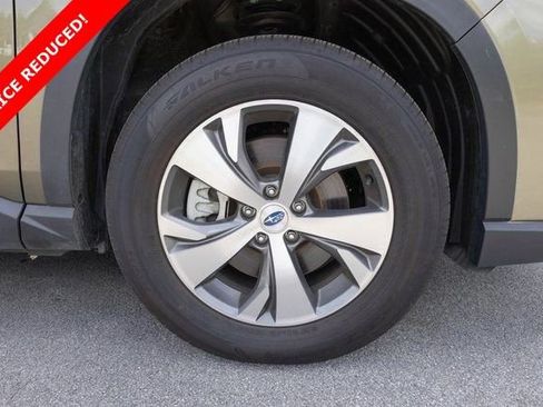 Used 2024 Subaru Ascent Premium w/ Convenience Package AWD/4WD image 11