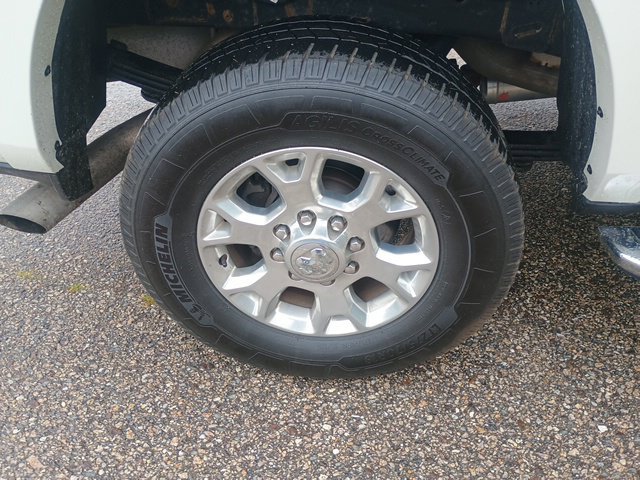Used 2021 RAM 3500 Laramie AWD/4WD image 11