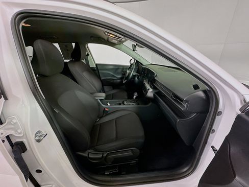 Used 2025 Hyundai Kona SEL AWD/4WD image 32