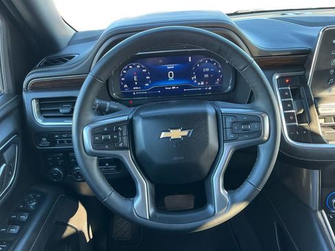 Used 2024 Chevrolet Tahoe Premier w/ Premium Package image 18