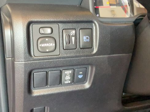 Used 2023 Toyota 4Runner TRD Off-Road Premium w/ Moonroof Package AWD/4WD image 24