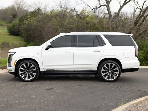 Used 2025 Cadillac Escalade Premium Luxury w/ Touring Package AWD/4WD image 3