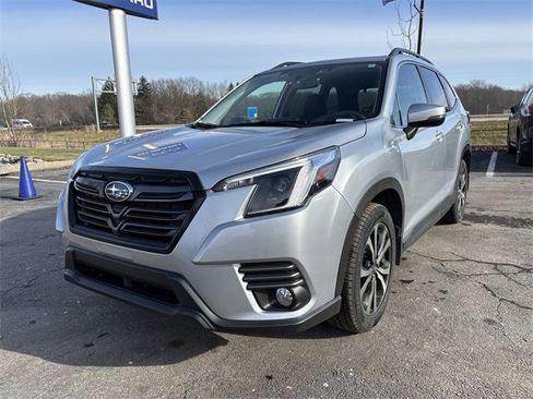 Used 2022 Subaru Forester Limited w/ Popular Package #3 image 5