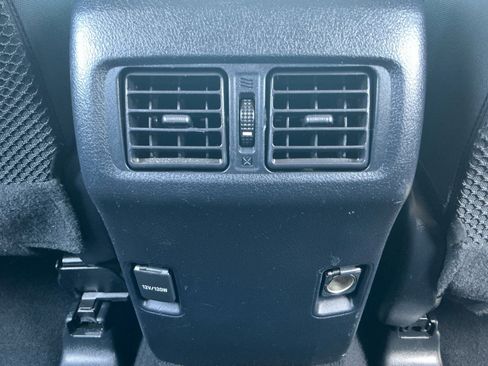 Used 2019 Toyota 4Runner SR5 AWD/4WD image 32