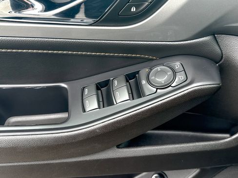 Certified 2021 Chevrolet Traverse LT image 20