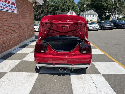 Used 2004 Ford Mustang GT image 39