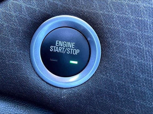 Used 2024 Chevrolet Malibu LT image 35