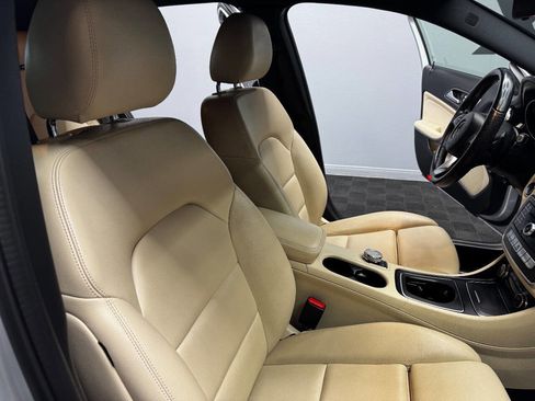 Used 2019 Mercedes-Benz GLA 250 image 53