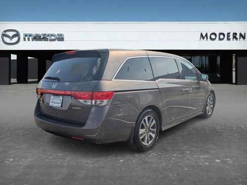 Used 2016 Honda Odyssey Touring image 5