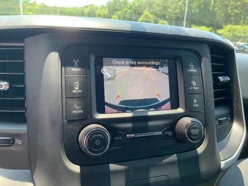 Used 2023 RAM 1500 Big Horn AWD/4WD image 37