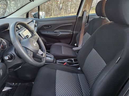 Used 2023 Nissan Versa S w/ S Plus Package image 18