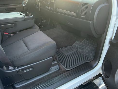 Used 2014 GMC Sierra 2500 SLE w/ SLE Preferred Package image 17