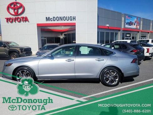 Used 2023 Honda Accord EX image 2