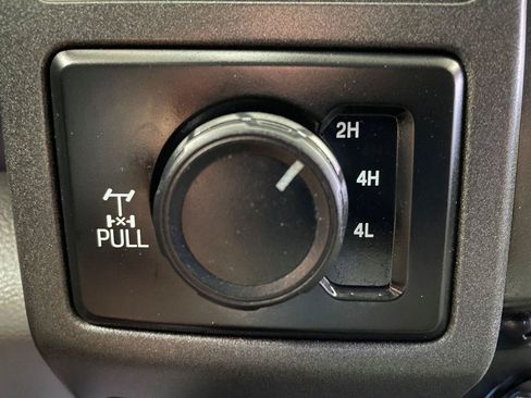 Used 2018 Ford F250 XL w/ Power Equipment Group AWD/4WD image 20